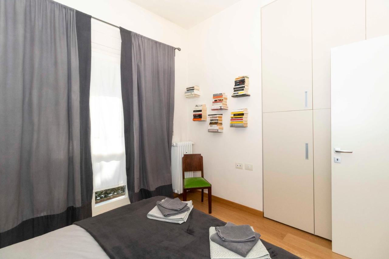 Charming Apartment With Parking! Torino Exterior foto