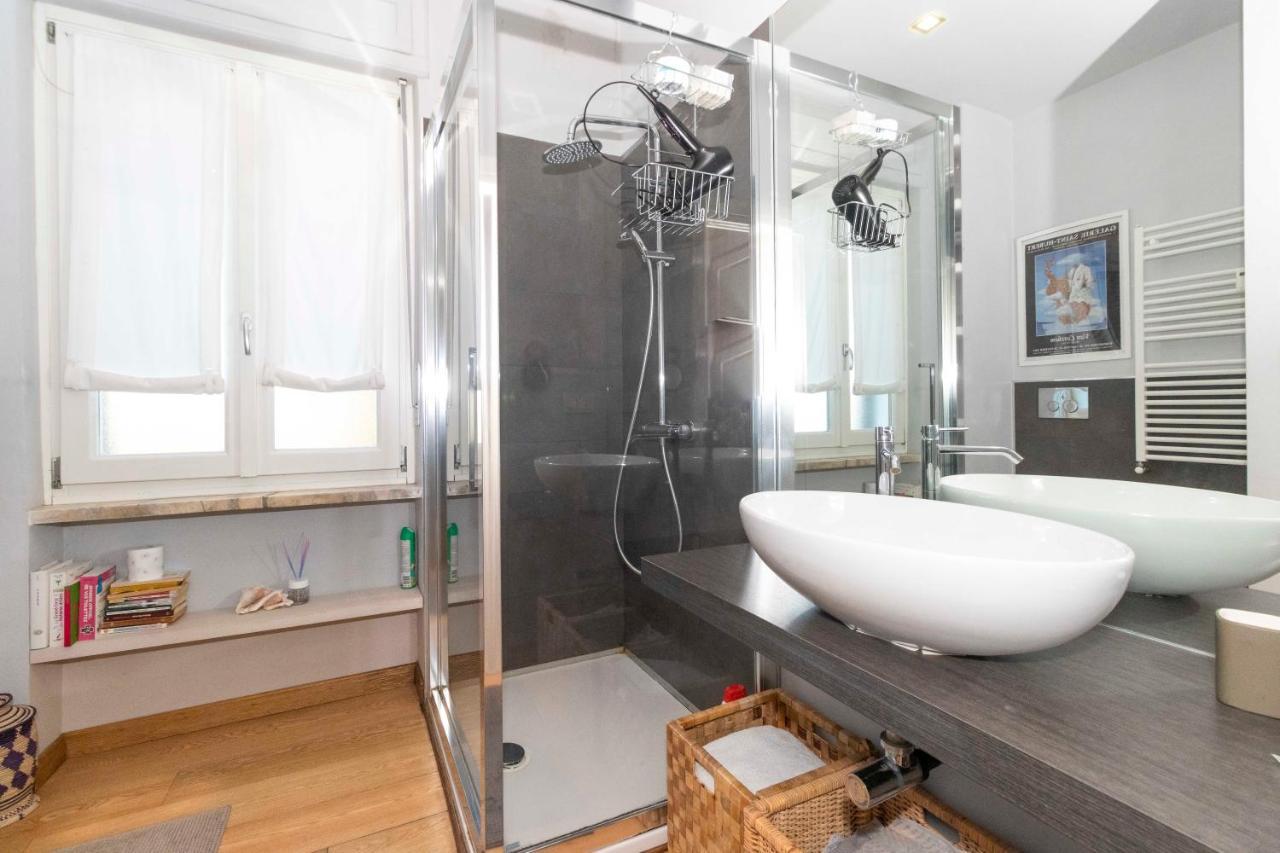 Charming Apartment With Parking! Torino Exterior foto
