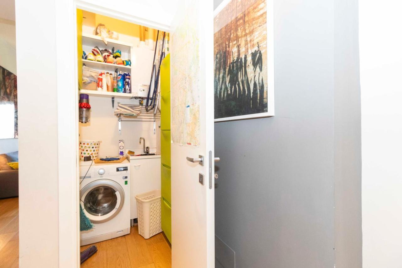 Charming Apartment With Parking! Torino Exterior foto